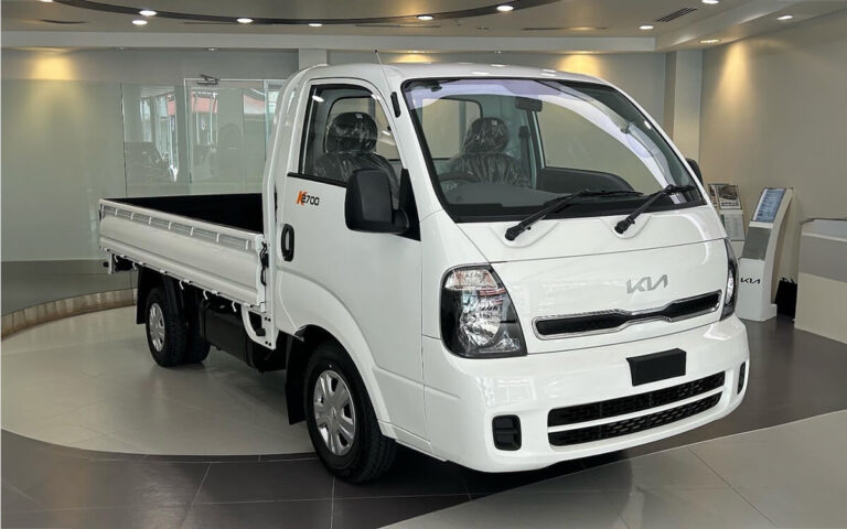 kia k2700 exterior front angle
