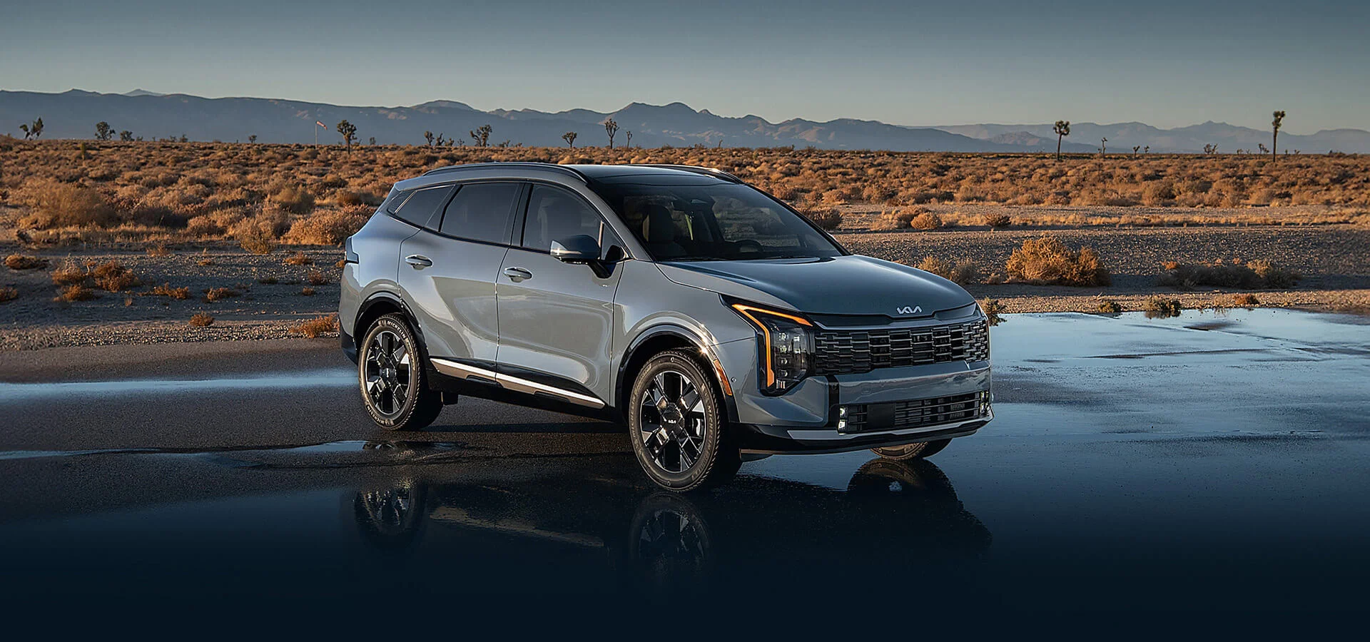 Kia Sportage Hybrid SUV viewed from the front