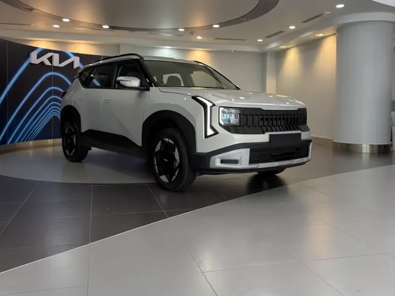 2027 Kia Seltos front three-quarter view at the Phillip Street, Port of Spain showroom
