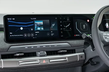 Kia EV3 panoramic dashboard display