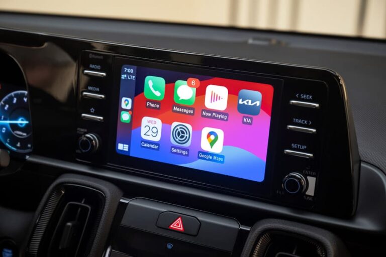 Kia Sonet 8-inch touchscreen displaying Apple CarPlay