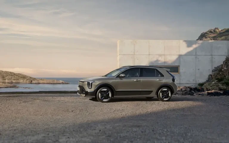 2027 Kia Niro side profile at sunset